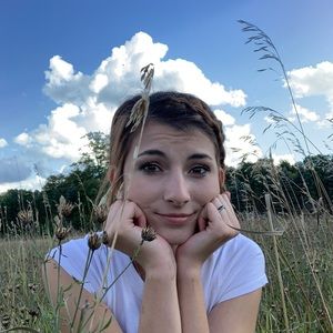 Meet your Posher, Samantha